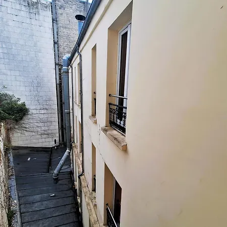 Hipotel Gambetta République 2*