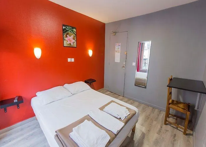 호텔 히포텔 감베타 레퓌블리크 2*