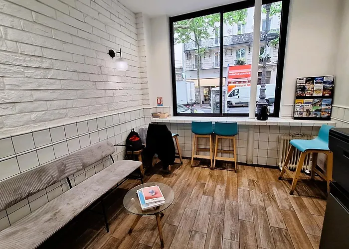 히포텔 감베타 레퓌블리크 2*