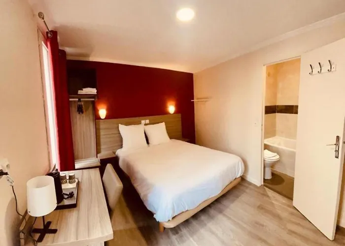 Hipotel Gambetta Republique Paris