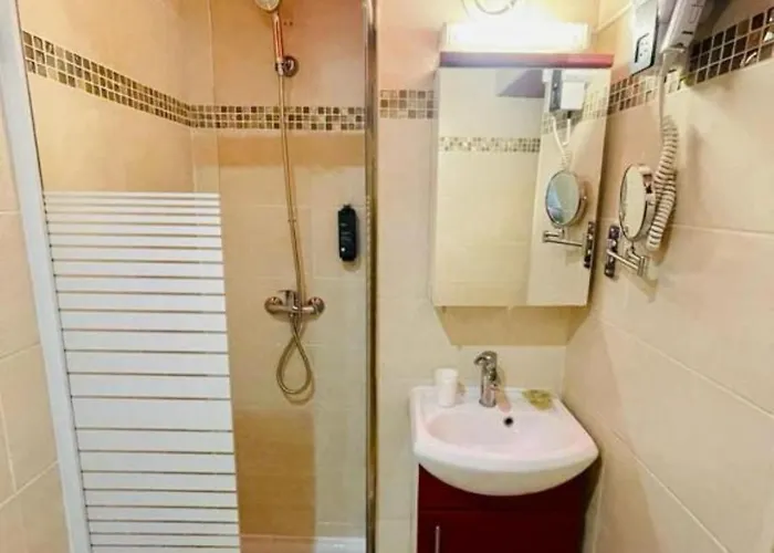 히포텔 감베타 레퓌블리크 호텔