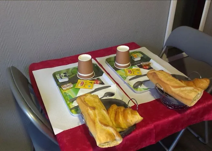 히포텔 감베타 레퓌블리크 호텔 2*