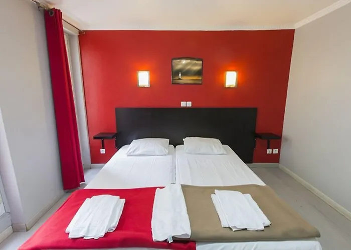 히포텔 감베타 레퓌블리크 호텔 2*