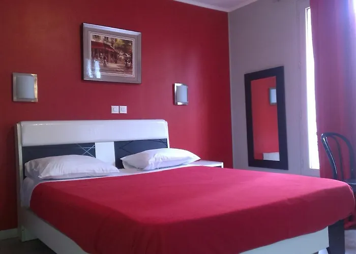 호텔 히포텔 감베타 레퓌블리크