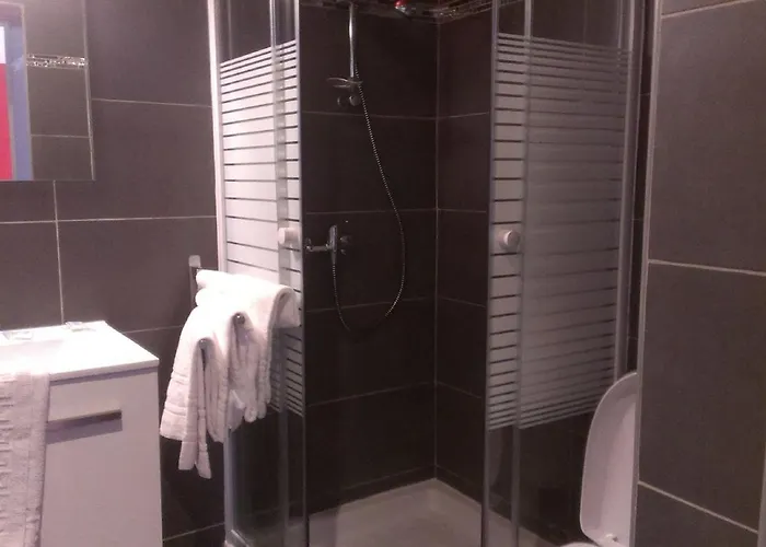 히포텔 감베타 레퓌블리크 2* 파리