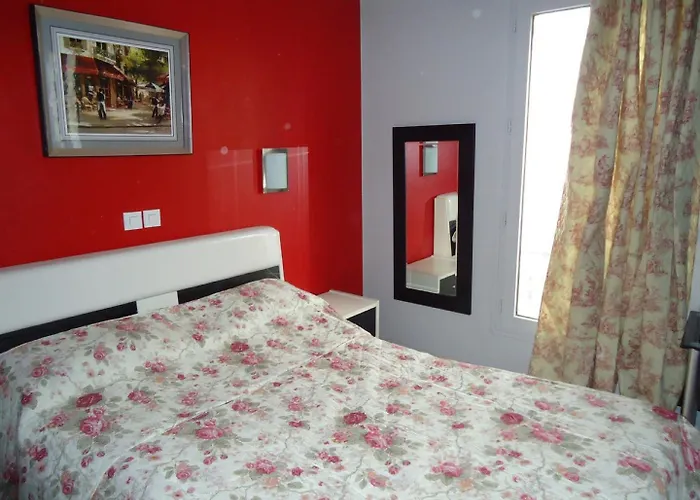 Hipotel Gambetta Republique