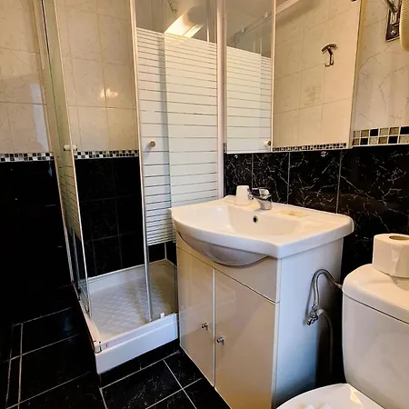 Hipotel Gambetta Republique Hotel 2*