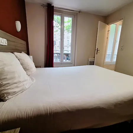 Hipotel Gambetta Republique 2* Paris