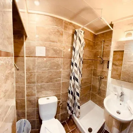 Hipotel Gambetta Republique Otel Paris