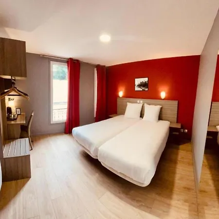 Hotel Hipotel Gambetta Republique Paris